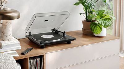 Do call it a comeback – Sharp is back in the turntable game