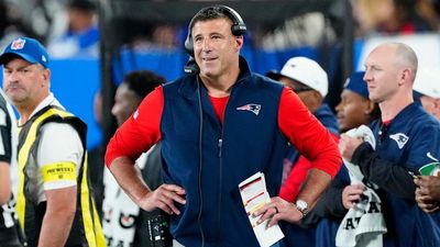 Mike Vrabel Shares Thoughts on North Carolina Banning Patriots Staff From Program