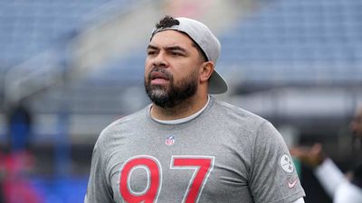 Steelers' Cam Heyward Noncommittal on Playing in Opener Amid Contract Standoff