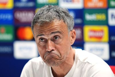 PSG boss suffers broken collarbone in cycling accident
