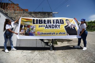 A Venezuelan-US Love Story Crushed By Trump's Migrant Crackdown