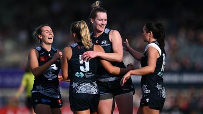 Two hurt as Blues continue strong start to season
