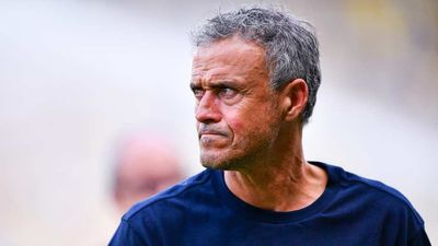 PSG Boss Luis Enrique Hospitalised After Cycling Accident