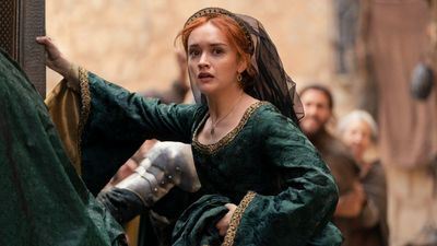 Olivia Cooke Didn't Hold Back About How 'F---ing Horrible' House Of The Dragon Viewers Can Be, And Explained How Well Her Co-Stars Have Handled It