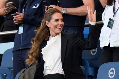 Kate Middleton cheers England on at Women’s Rugby World Cup