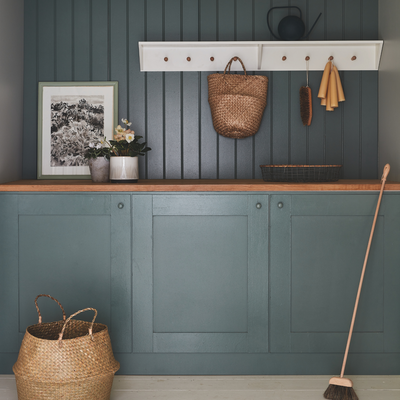 I got the inside scoop on the best Farrow & Ball shades to use in a utility room – no matter the size