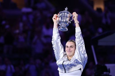 US Open final: Aryna Sabalenka sees off home favourite Amanda Anisimova to retain title