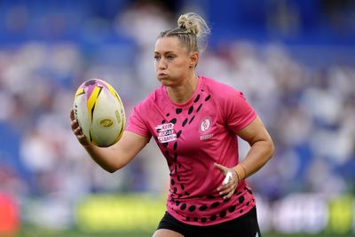 Natasha Hunt: England will benefit from feeling pressure against Australia