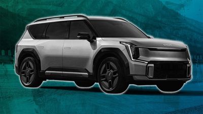 ‘There’s Two Sunroofs’: Canadian Dealership Worker Breaks Down Why You Should Get The Kia EV9