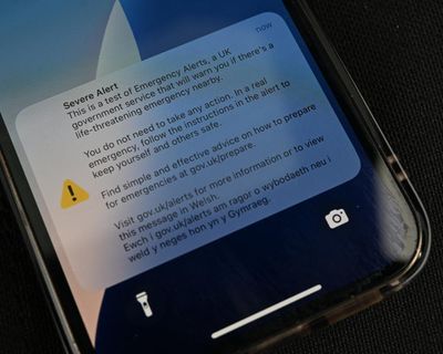 Millions of UK mobiles activated as government tests national alert system