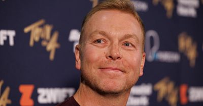 Chris Hoy leads 5000 cyclists in ride raising over £2 million for cancer charities