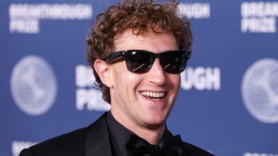 If Mark Zuckerberg’s Wealth Were Evenly Distributed Across America, How Much Money Would Every Person Get?
