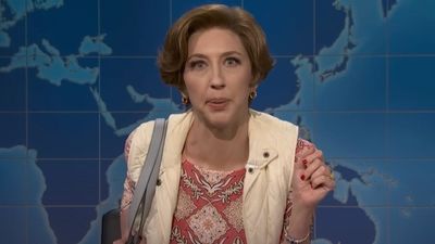 Insiders Weigh In On What Lies Ahead For SNL Vet Heidi Gardner After Her Exit From The Show