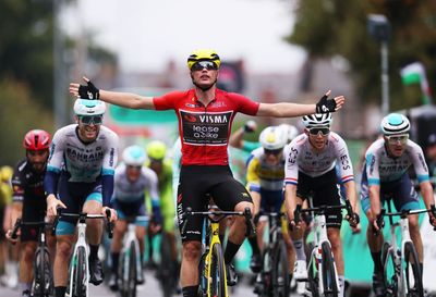 Romain Grégoire claims overall victory at Tour of Britain as Olav Kooij wins bunch sprint on final day