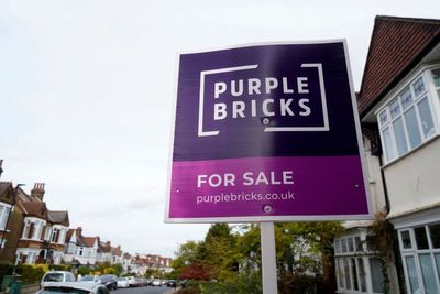 Business news live: FTSE 100 climbs and mortgage lenders start to raise interest rates again