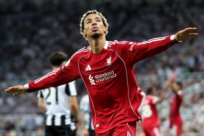 Hugo Ekitike gives honest verdict on record Liverpool signing Alexander Isak