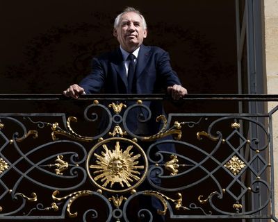 French PM François Bayrou expected to be ousted in confidence vote