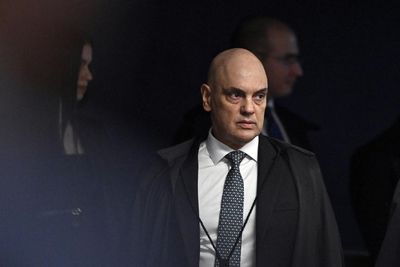 ‘He’s always on the attack’: the Brazilian judge prosecuting Bolsonaro inspires both love and hate