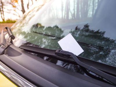 If You See a Note on Your Car, Watch Out—It Could Be a Scam
