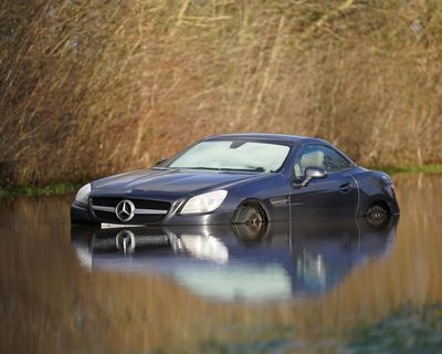 Floods could hit England while country is still in drought, forecasters say