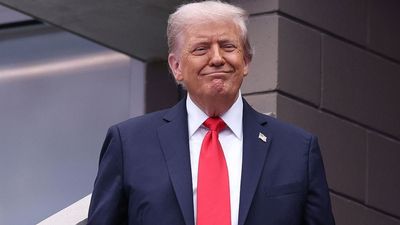 South Korea sends charter plane to rescue citizens arrested at Georgia factory while Trump calls the whole mess ‘interesting’