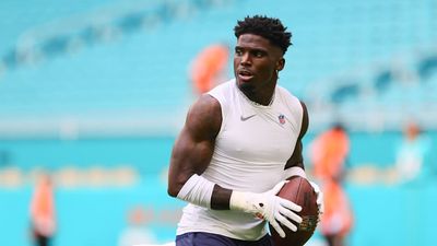 Tyreek Hill’s Dreadful Last 12 Months With Dolphins Summed Up in One Stunning Stat