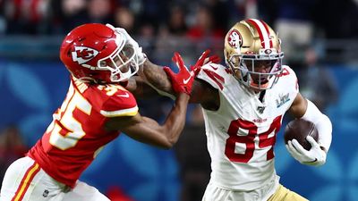 49ers Bringing Back One of Their Former WRs After He Was Cut by Patriots