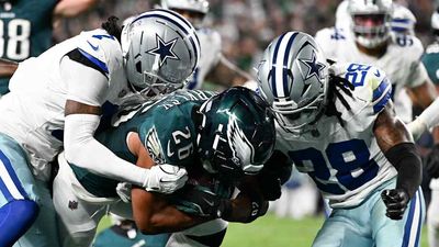 Week 1 NFL Grades: Inside Cowboys’ New-Look Run Defense Without Micah Parsons