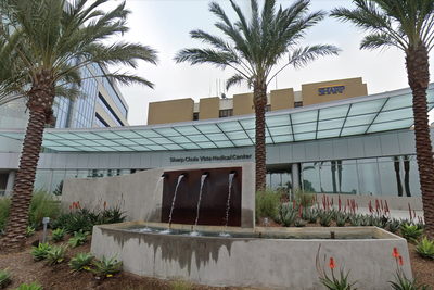 Patient died after it took over 10 hours to get a CT scan when he complained of chest pains, lawsuit says