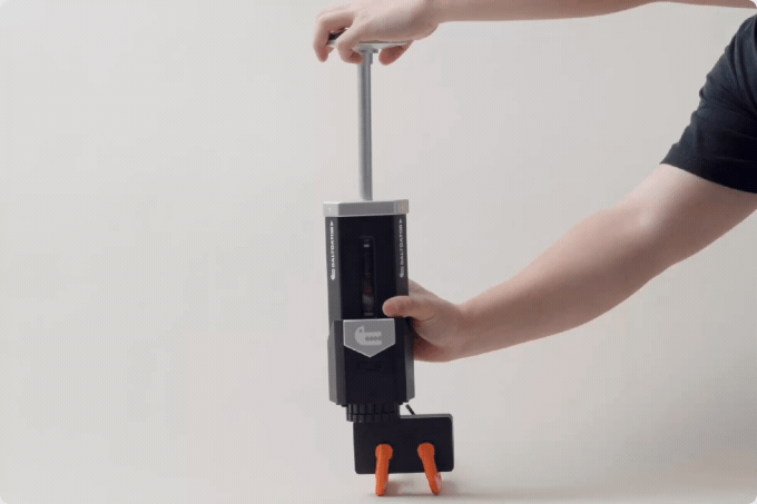 Forget traditional 3D printing, this alternative process makes squishable jelly-like models in minutes, and I'm obsessed