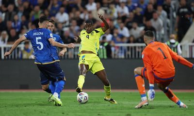 Alexander Isak misfires in first appearance since Liverpool transfer as Sweden shocked by Kosovo