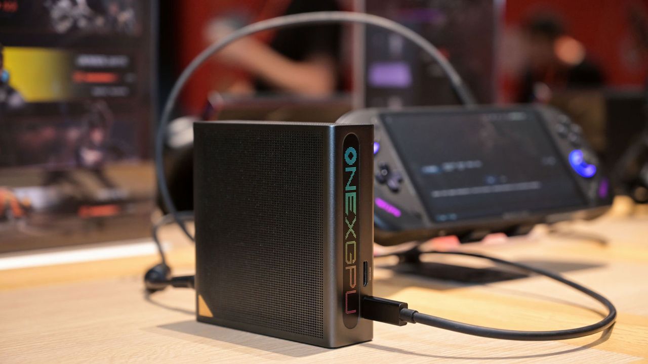 ‘USB 5.0’ connection touted on new slim eGPU with RX…