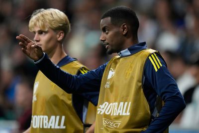 Alexander Isak plays first minutes of season following Liverpool transfer saga