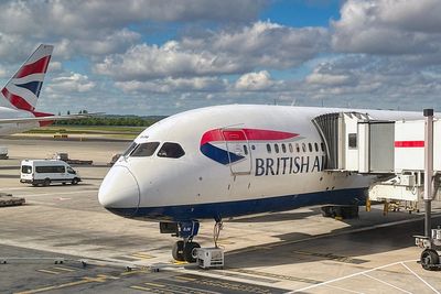 British Airways flight returns to Sydney airport after mayday call