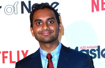 Aziz Ansari has no smartphone