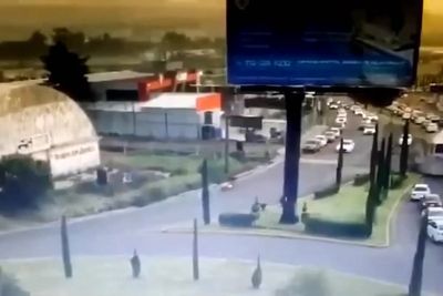 CCTV: Train hits double-decker bus in Mexico, leaving 10 dead