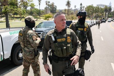Border Patrol official who led LA ICE raids arrives in Chicago as Trump ramps up crackdown
