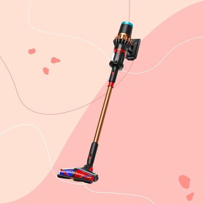 I tested Dyson’s newest (and most powerful) cordless vacuum cleaner — if I could give it 6 stars, I would