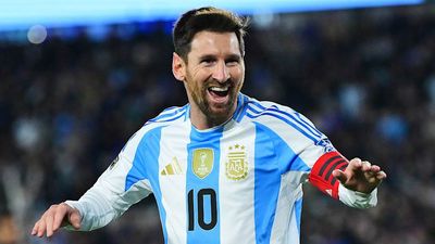 Real Madrid Star Handed Lionel Messi’s No. 10 Shirt for Argentina