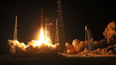 Europe goes full sci-fi, decides its energy woes can only be solved by mining the moon itself