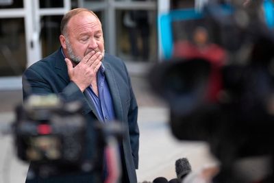 Alex Jones asks U.S. Supreme Court to hear appeal of $1.4 billion Sandy Hook judgment