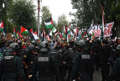 Vuelta a España stage 16 shortened due to more pro-Palestine protests on race route