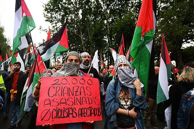 Pro-Palestine protesters bring Vuelta a España to a stop on stage 16, with final climb cancelled