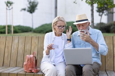 7 Emotional Habits to Avoid If You Want Financial Success