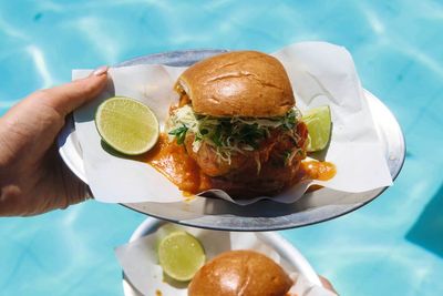 Moqueca fish burger: A bold Brazilian twist on the classic seafood stew
