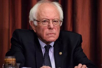 Bernie Sanders Says 800,000 Americans 'Richest Country on Earth' — Slams Trump's Billionaire Tax Breaks