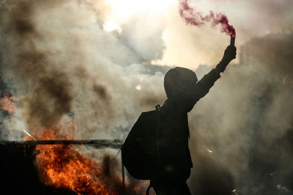 Violence erupts in Paris as France faces anti-government 'Block Everything' shutdown