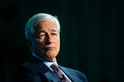 Jamie Dimon isn’t convinced by the market’s theory that huge job revisions aren’t a recession indicator