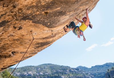 S&P 500 will hit 7,000 by early 2026, JPMorgan argues, as stocks climb ‘wall of worry’