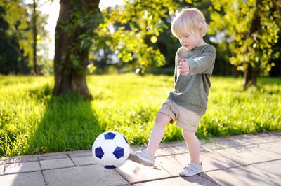 Can a Neighbor Report You for Letting Your Kids Play in the Yard Alone?